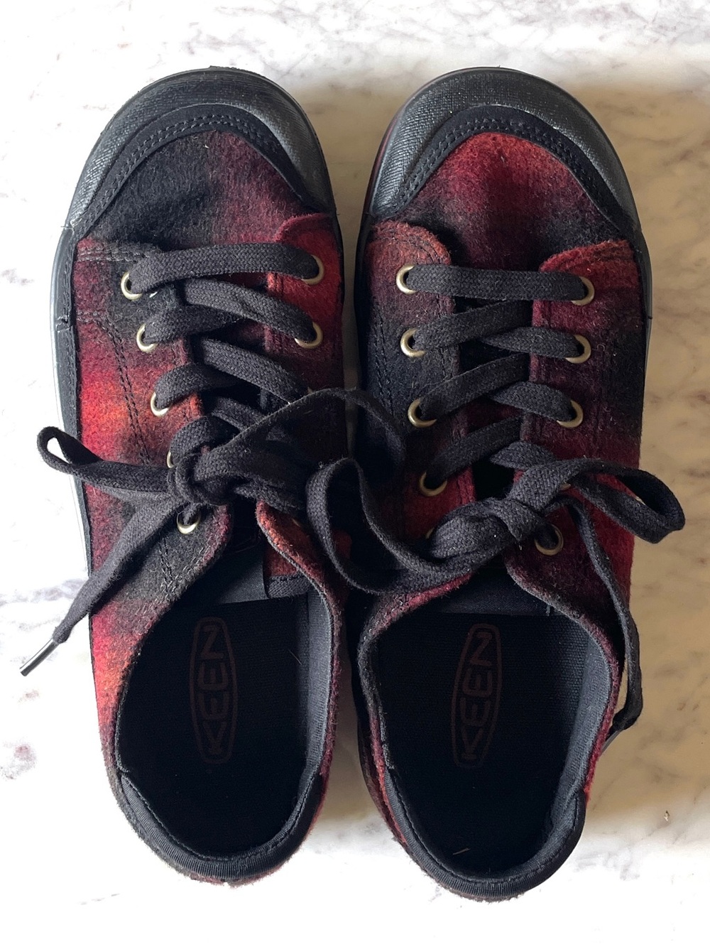 Keen Women’s Black and Red Plaid Lace-Up Sneakers